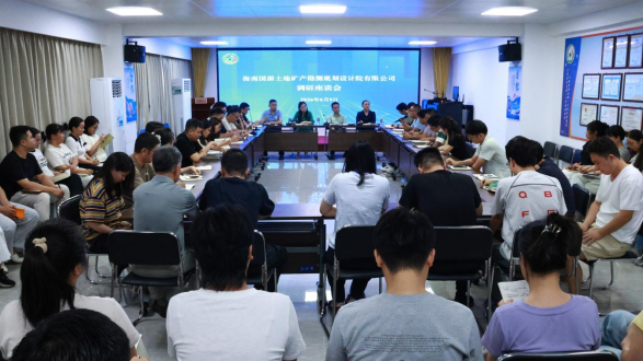 倾听一线心声  汇聚发展合力